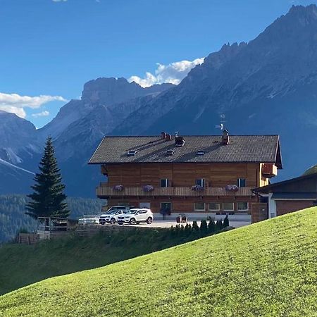 Hotel Almhof San Candido Luaran gambar