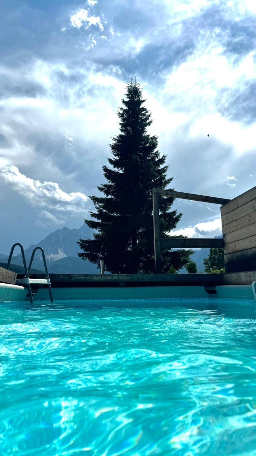 Hotel Almhof San Candido Luaran gambar