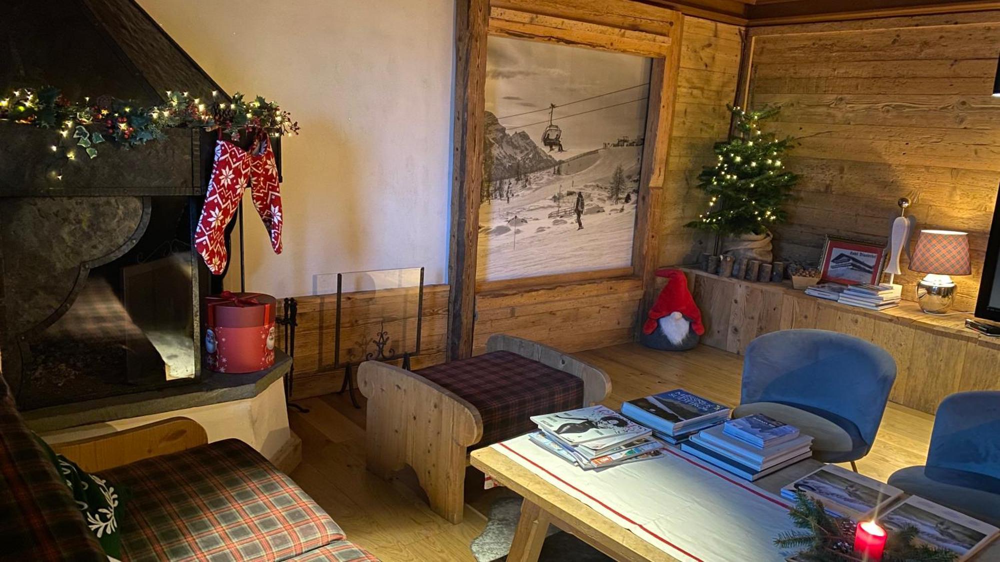 Hotel Almhof San Candido Luaran gambar